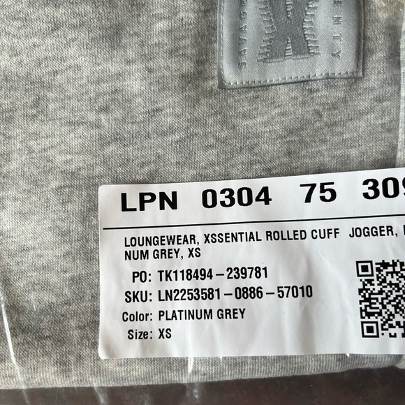 Savage X Fenty Platinum Grey Oversized Xssential Rolled Cuff Jogger Sweatpants - Picture 10 of 16